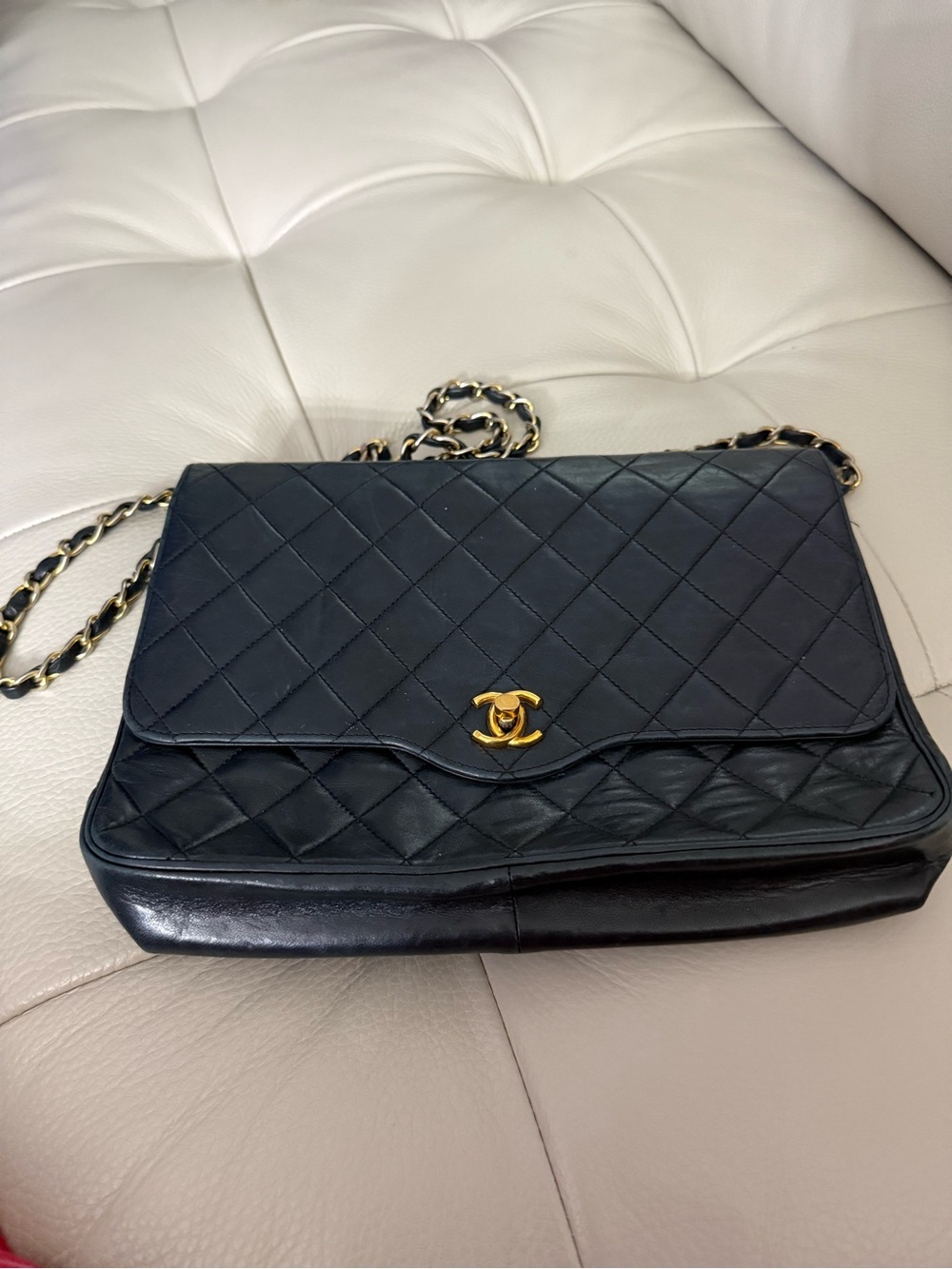 Chanel Quilted Lambskin Shoulder Bag in Black with Gold Hardware